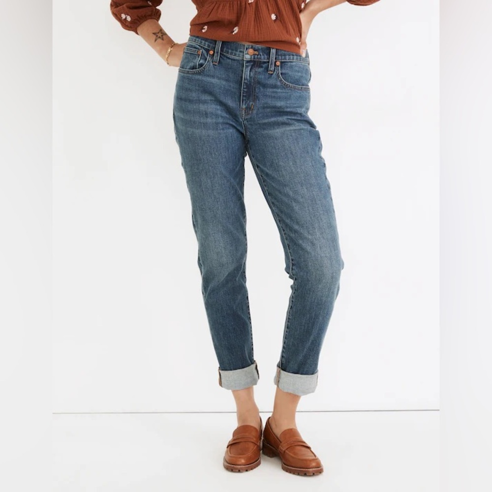 Madewell Women’s Boyfriend Jeans in Medium Blue Wash